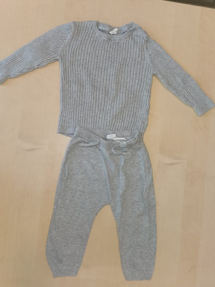 set bluza si pantalon marime 86 copii